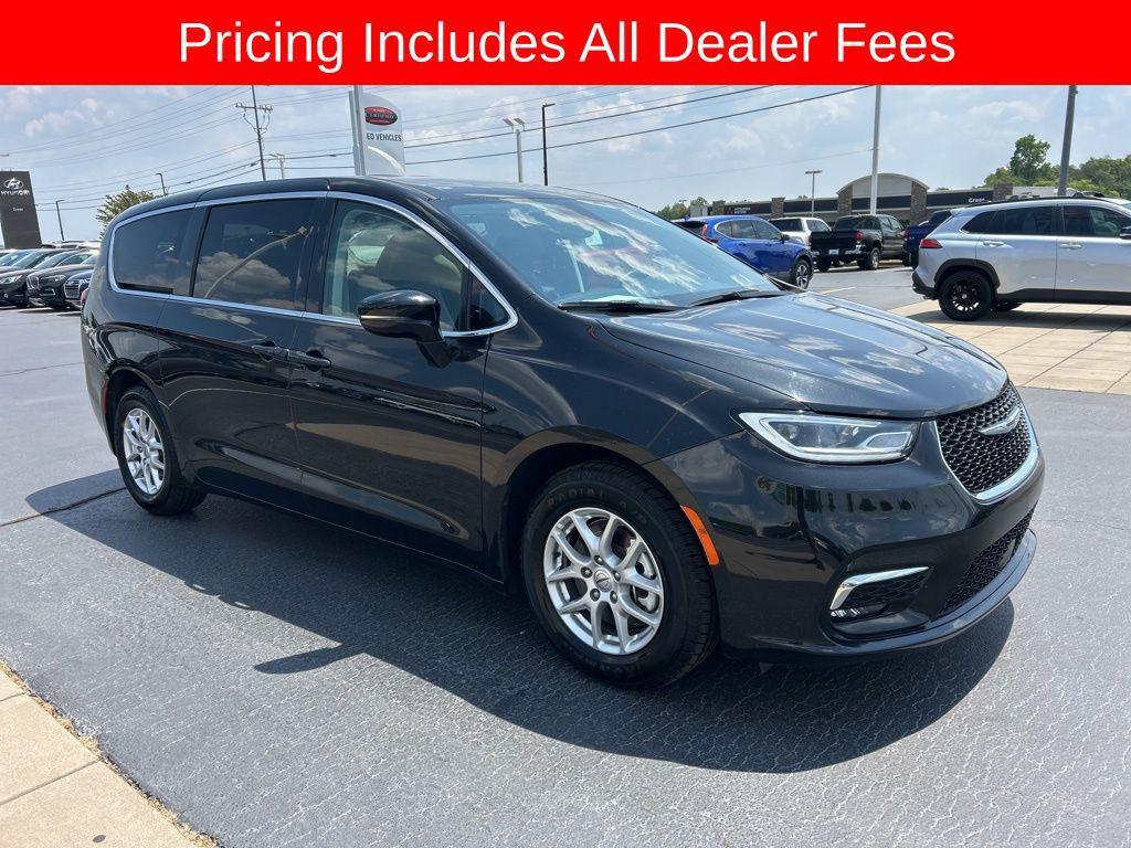 used 2024 Chrysler Pacifica car, priced at $26,816