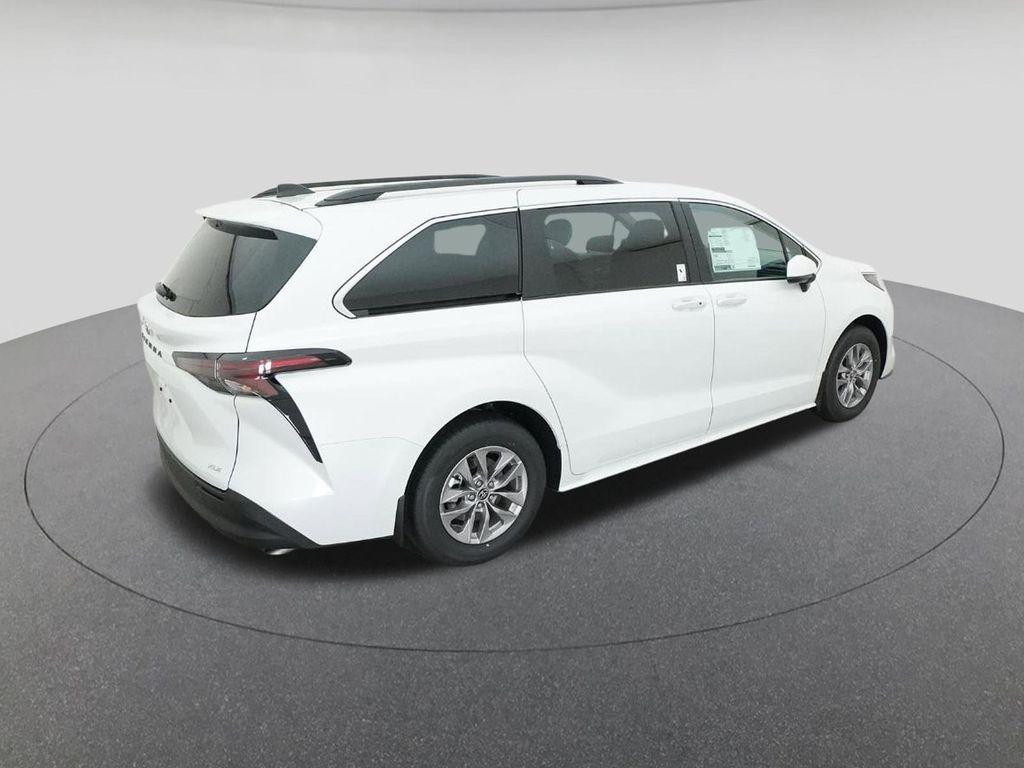 new 2026 Toyota Sienna car, priced at $49,081