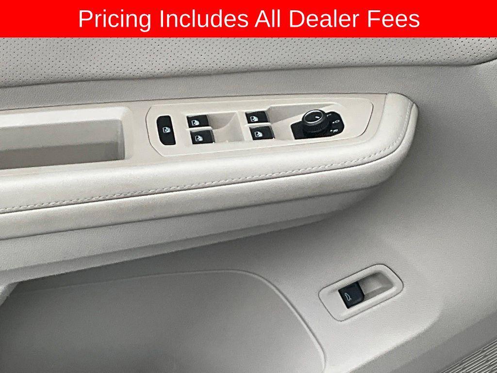 used 2024 Volkswagen Atlas car, priced at $31,482