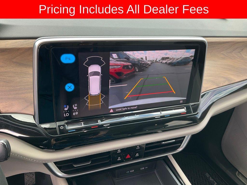 used 2024 Volkswagen Atlas car, priced at $31,482