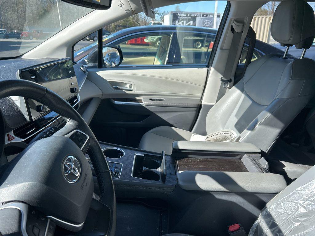 used 2021 Toyota Sienna car, priced at $31,987