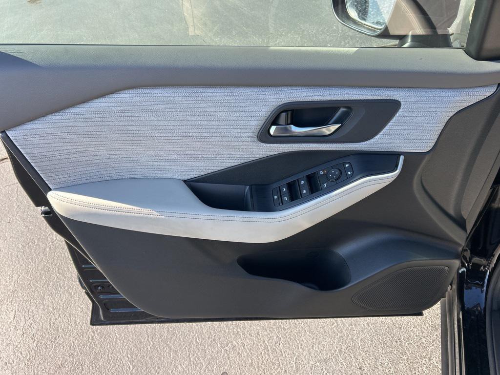 used 2023 Nissan Rogue car, priced at $20,999