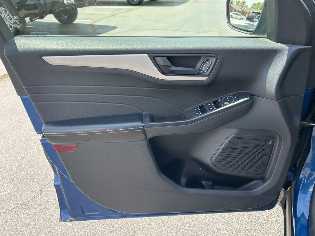 used 2022 Ford Escape car, priced at $20,400