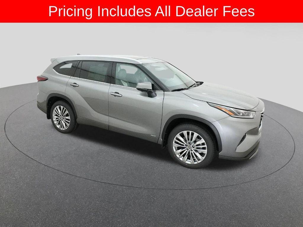 new 2026 Toyota Highlander Hybrid car, priced at $61,127
