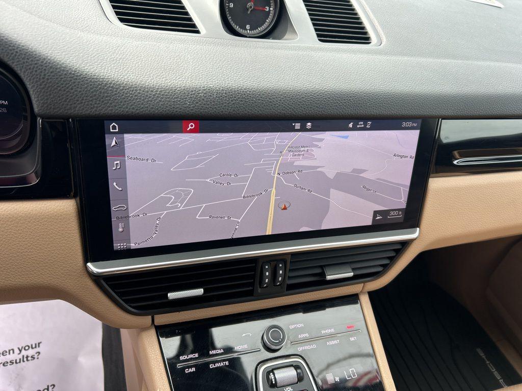 used 2019 Porsche Cayenne car, priced at $32,437