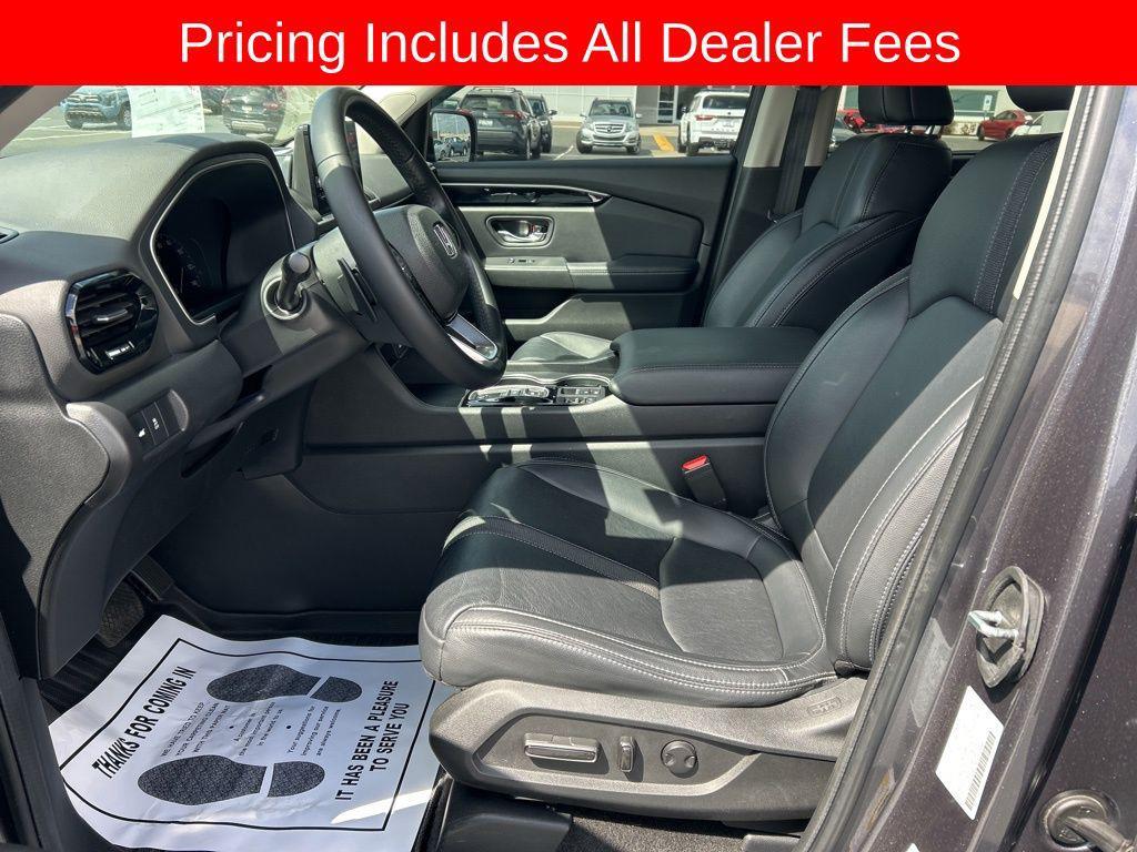 used 2024 Honda Pilot car, priced at $34,225