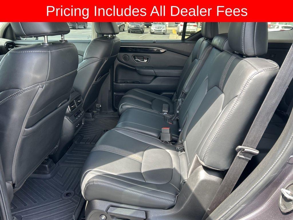 used 2024 Honda Pilot car, priced at $34,225
