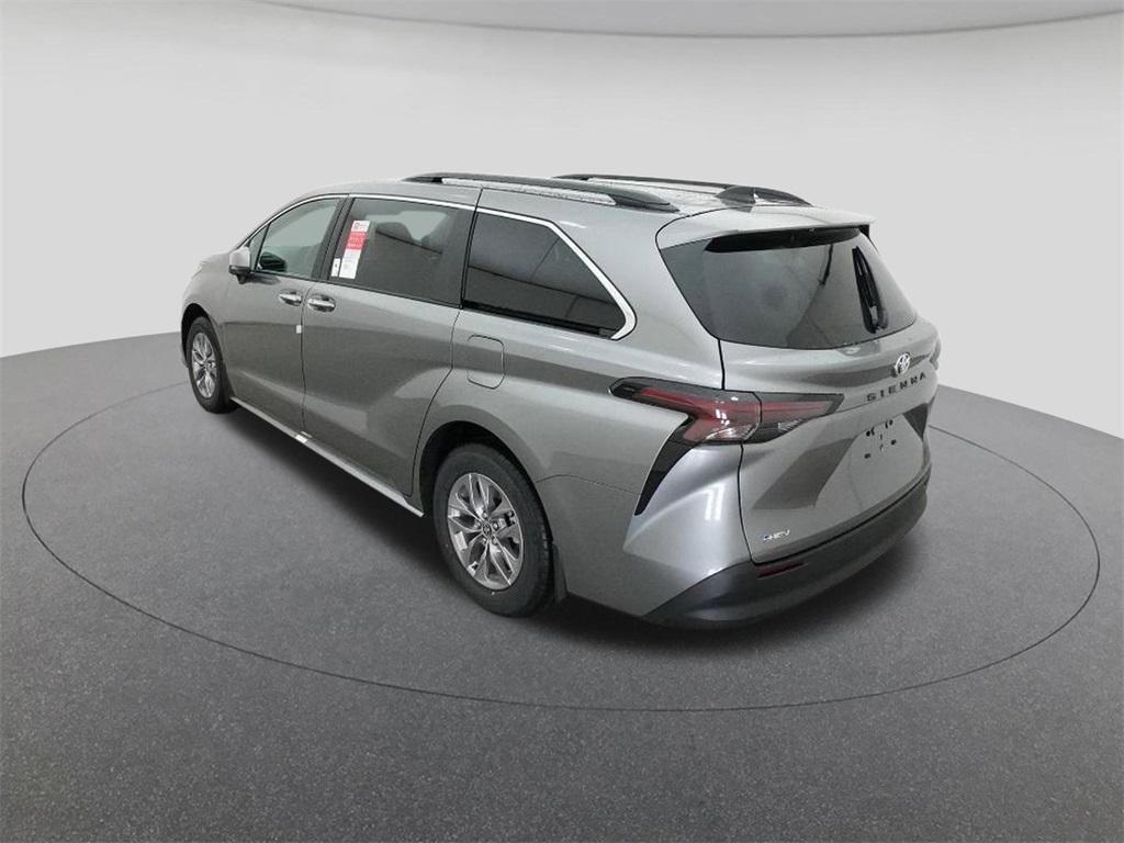 new 2026 Toyota Sienna car, priced at $48,567