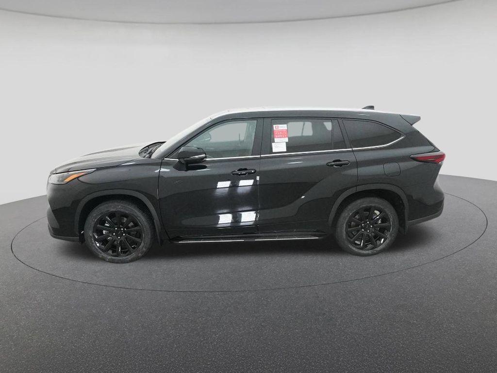 new 2026 Toyota Highlander car, priced at $53,817