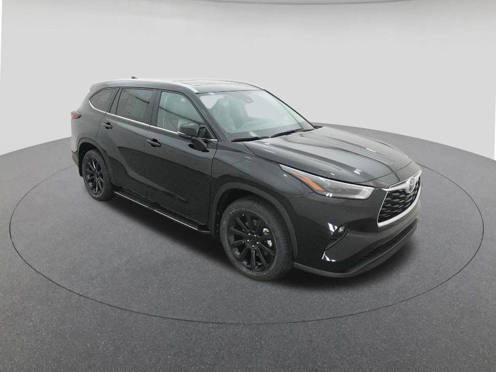 new 2026 Toyota Highlander car, priced at $53,817