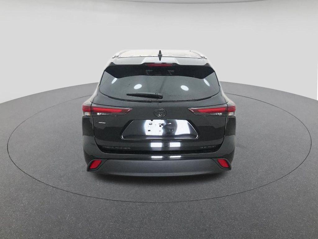 new 2026 Toyota Highlander car, priced at $53,817