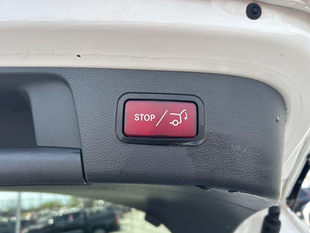 used 2019 Mercedes-Benz GLA 250 car, priced at $13,752