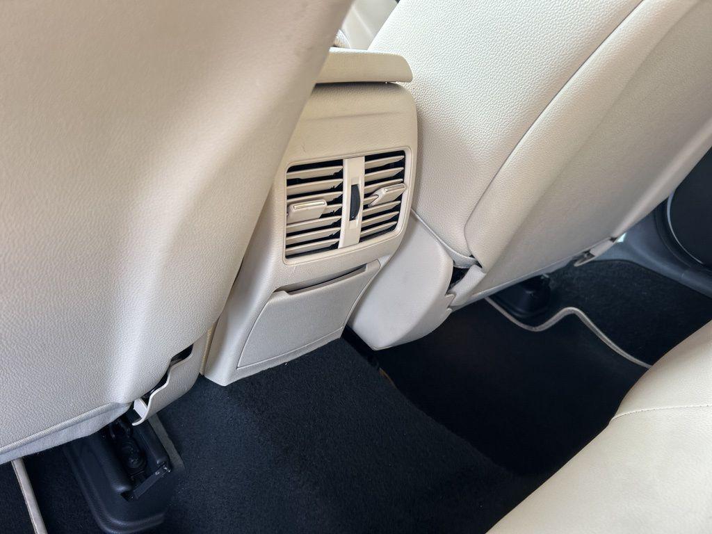 used 2019 Mercedes-Benz GLA 250 car, priced at $13,752