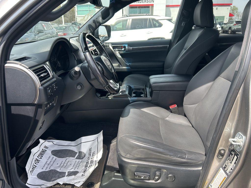 used 2022 Lexus GX 460 car, priced at $46,703