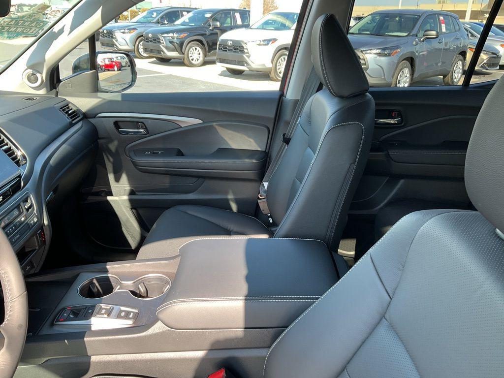 used 2026 Honda Ridgeline car, priced at $38,217