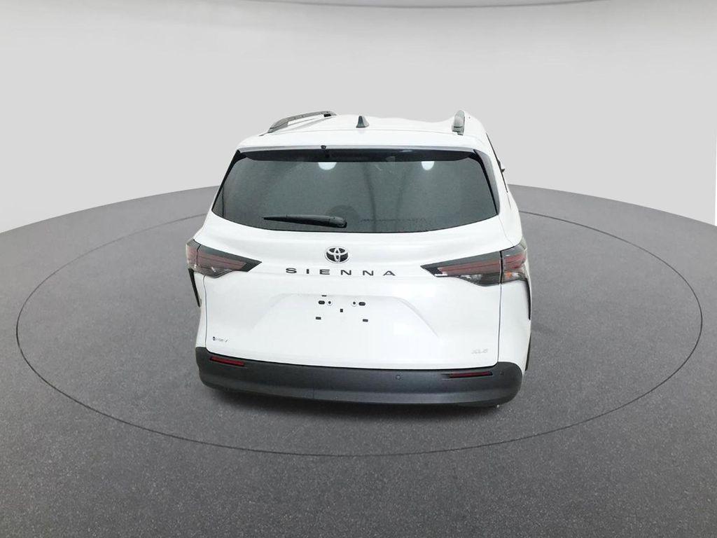 new 2026 Toyota Sienna car, priced at $47,408