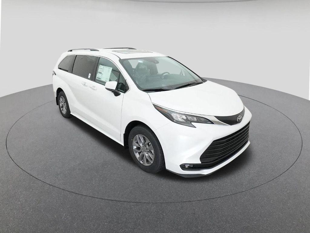new 2026 Toyota Sienna car, priced at $47,408