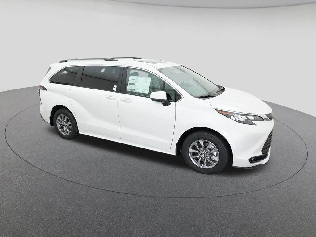 new 2026 Toyota Sienna car, priced at $47,408