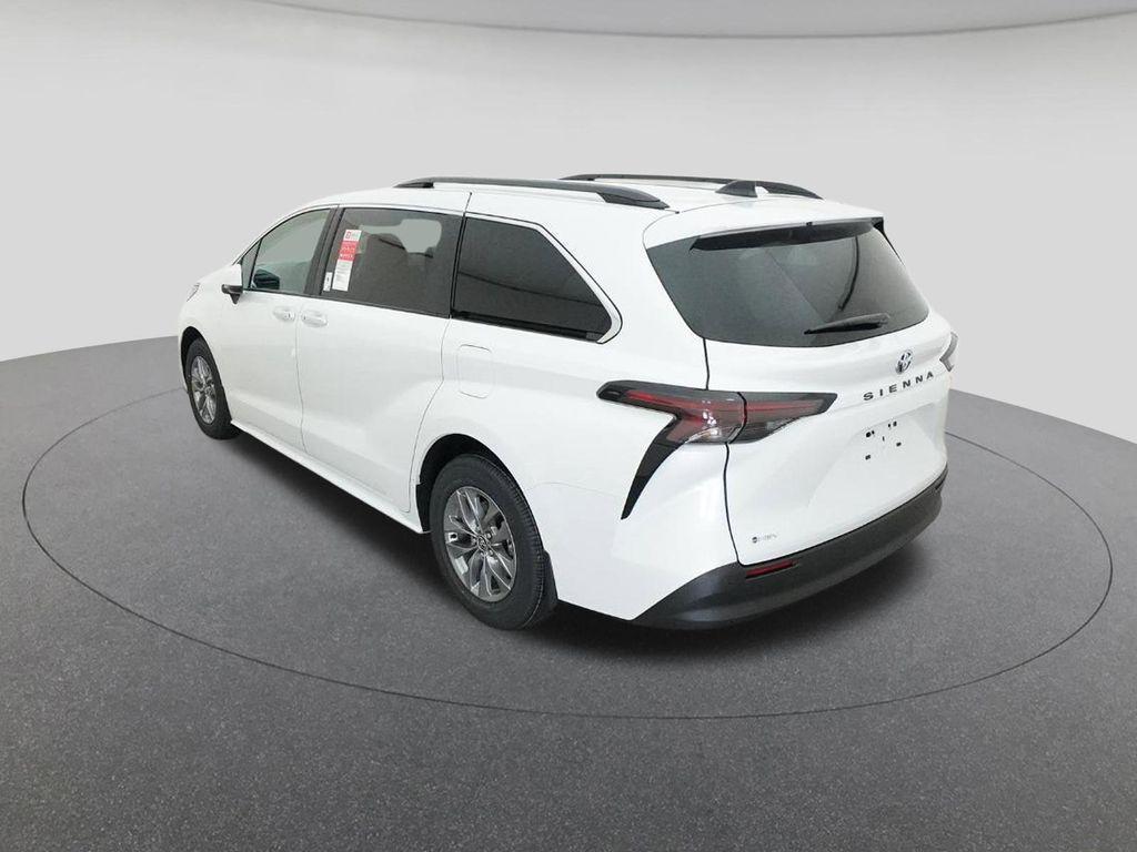 new 2026 Toyota Sienna car, priced at $47,408