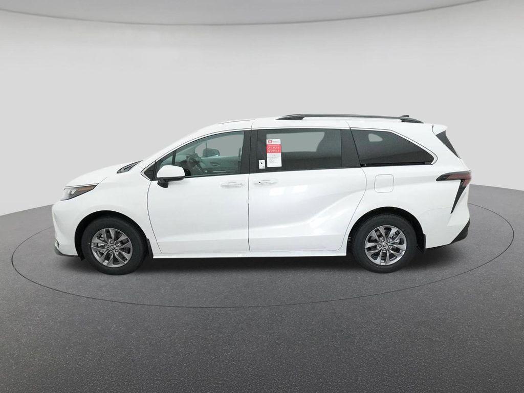 new 2026 Toyota Sienna car, priced at $47,408