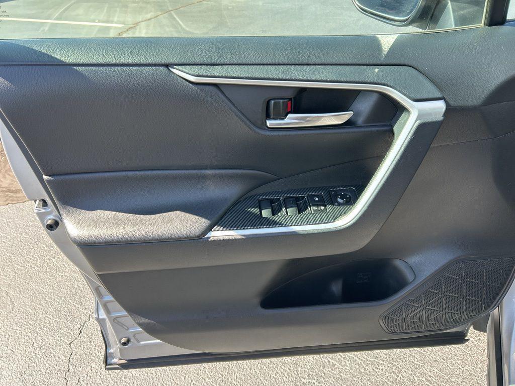 used 2020 Toyota RAV4 car, priced at $21,352