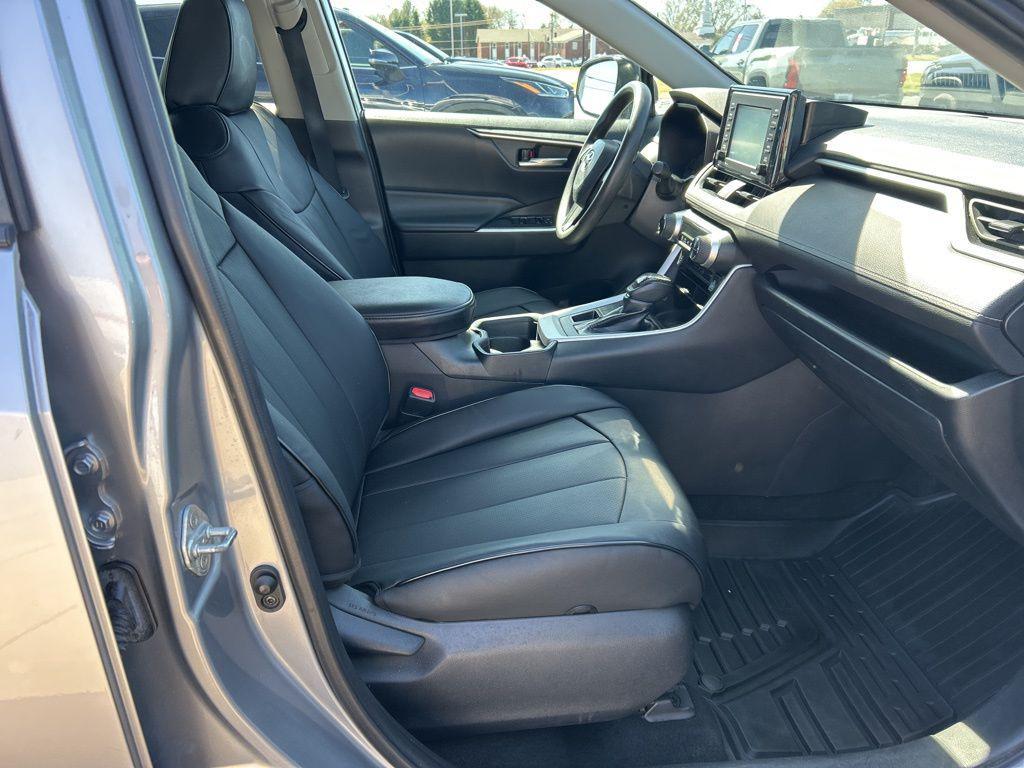 used 2020 Toyota RAV4 car, priced at $21,352