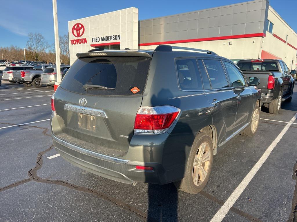 used 2012 Toyota Highlander car, priced at $13,821