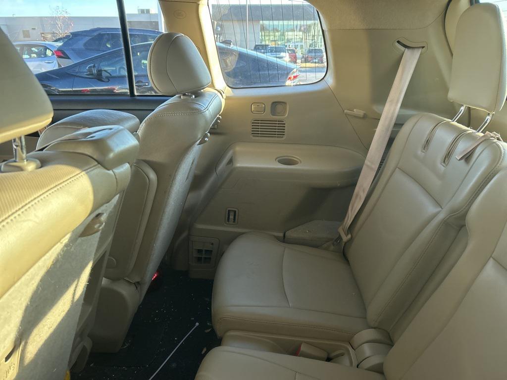 used 2012 Toyota Highlander car, priced at $13,821