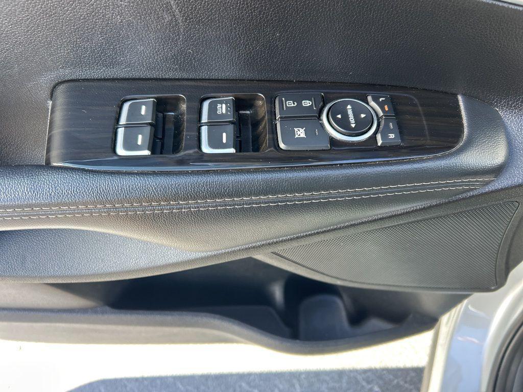 used 2019 Kia Sorento car, priced at $12,580