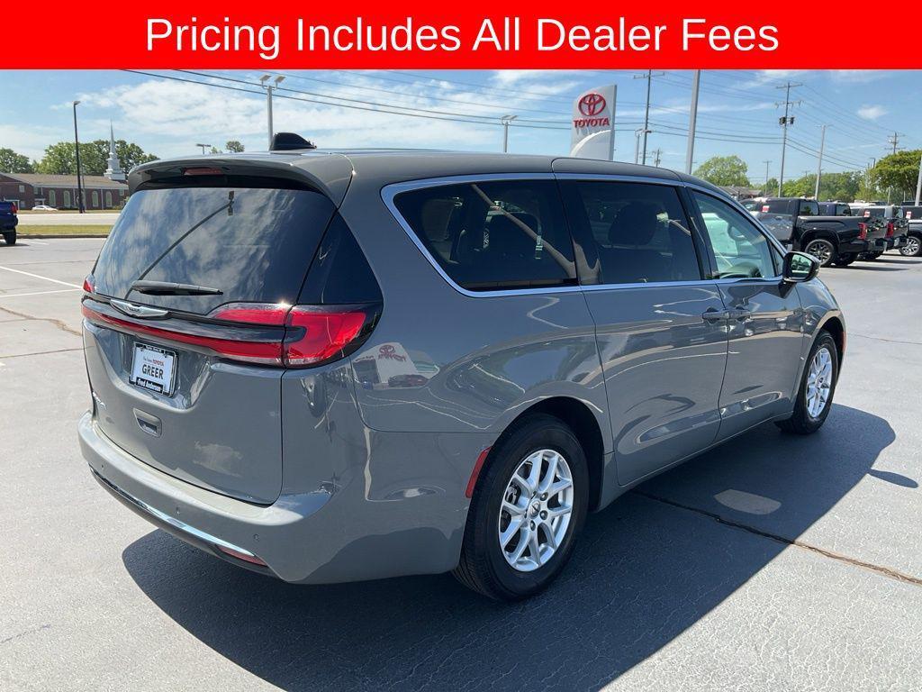 used 2023 Chrysler Pacifica car, priced at $24,677