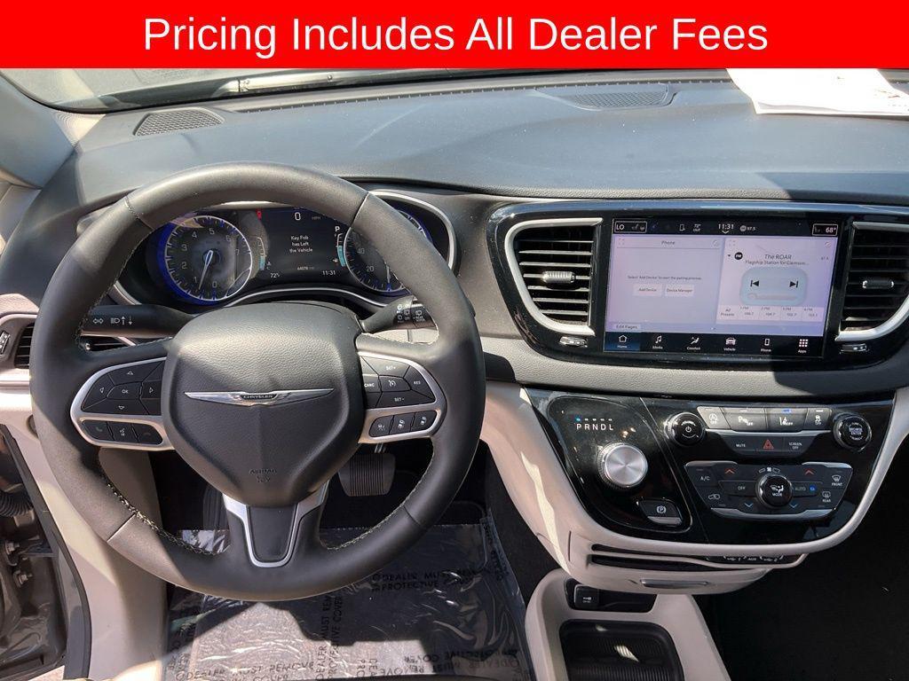 used 2023 Chrysler Pacifica car, priced at $24,677