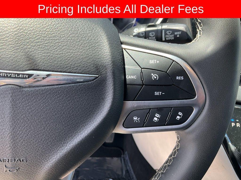 used 2023 Chrysler Pacifica car, priced at $24,677