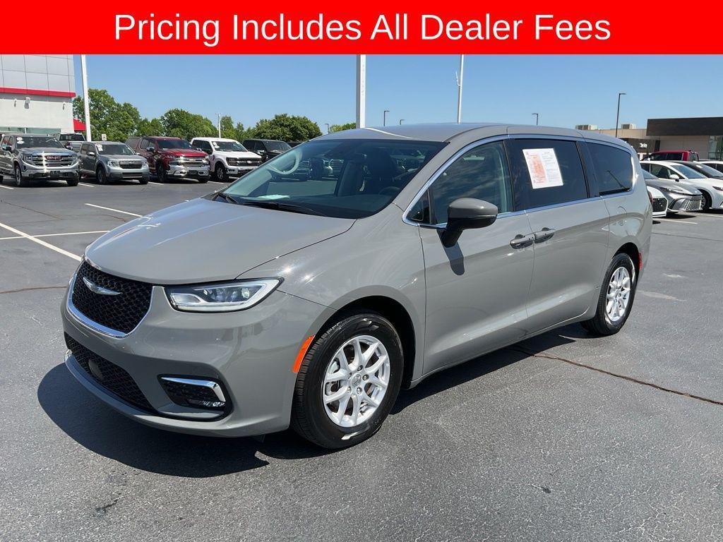 used 2023 Chrysler Pacifica car, priced at $24,677