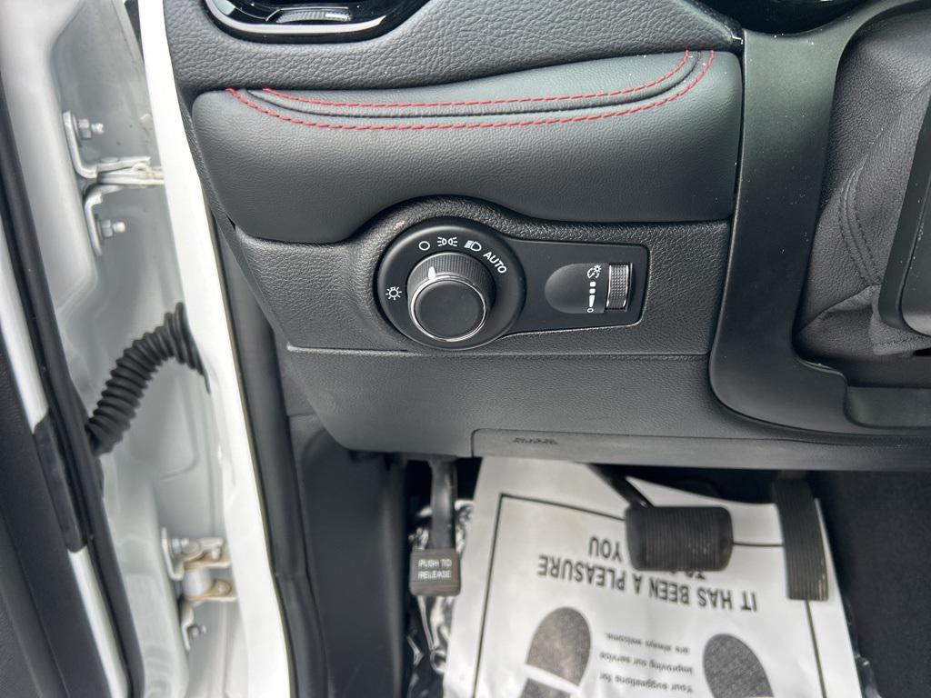 used 2024 Dodge Durango car, priced at $27,335