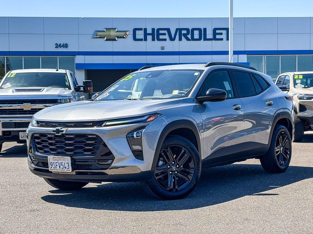 used 2025 Chevrolet Trax car, priced at $23,263