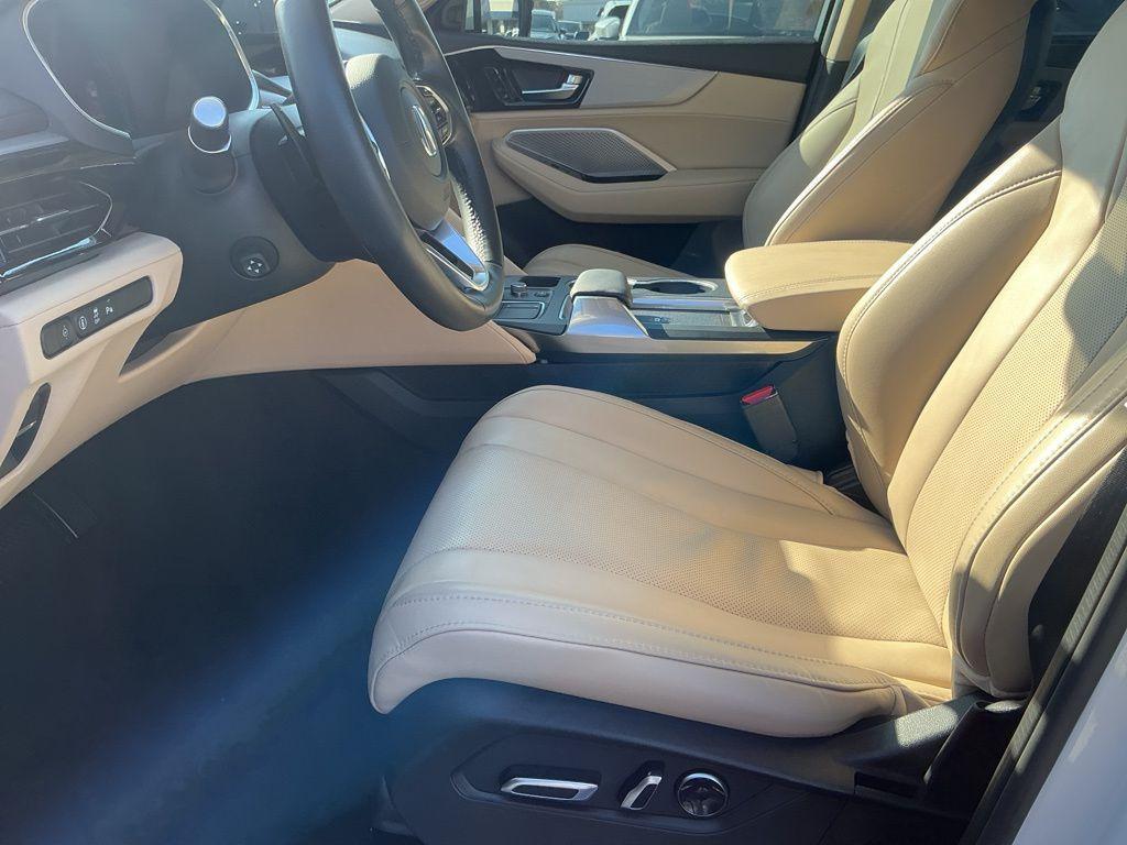 used 2023 Acura MDX car, priced at $39,530