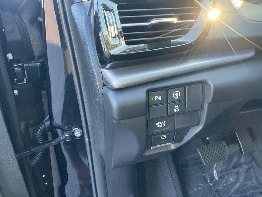 new 2026 Acura RDX car, priced at $49,650