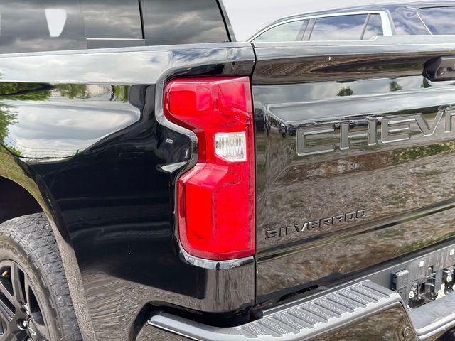 used 2025 Chevrolet Silverado 1500 car, priced at $50,644