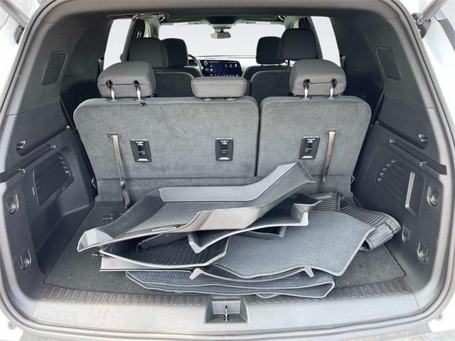 new 2025 Chevrolet Traverse car, priced at $40,000