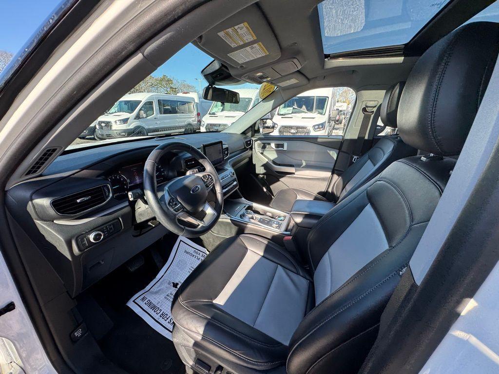 used 2022 Ford Explorer car, priced at $31,900