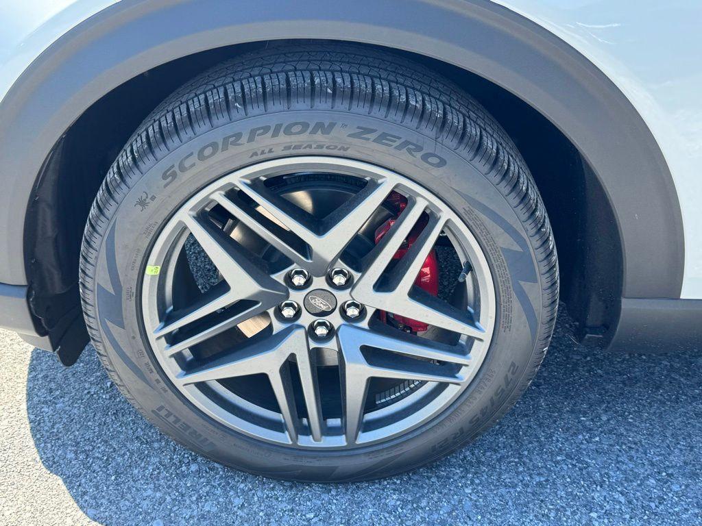 new 2026 Ford Explorer car, priced at $55,432