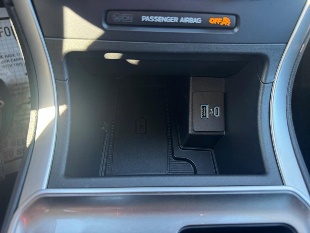 used 2023 Ford Edge car, priced at $28,700