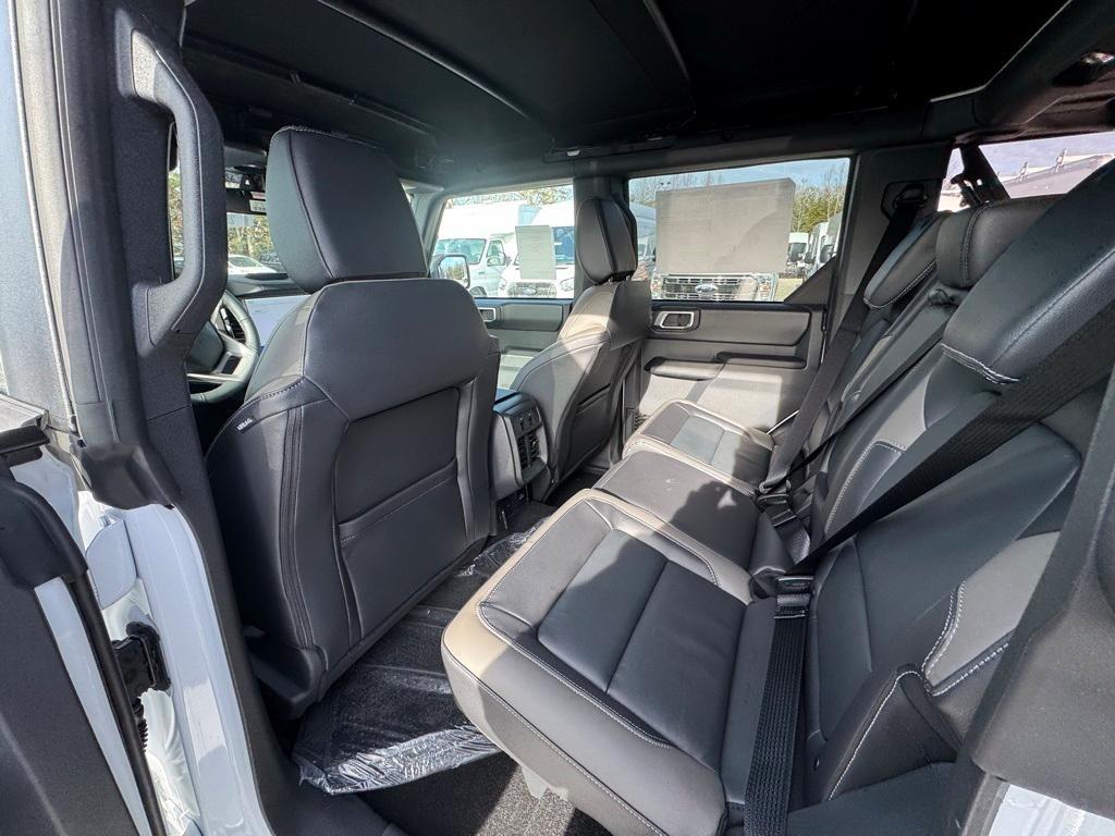 new 2025 Ford Bronco car, priced at $46,595