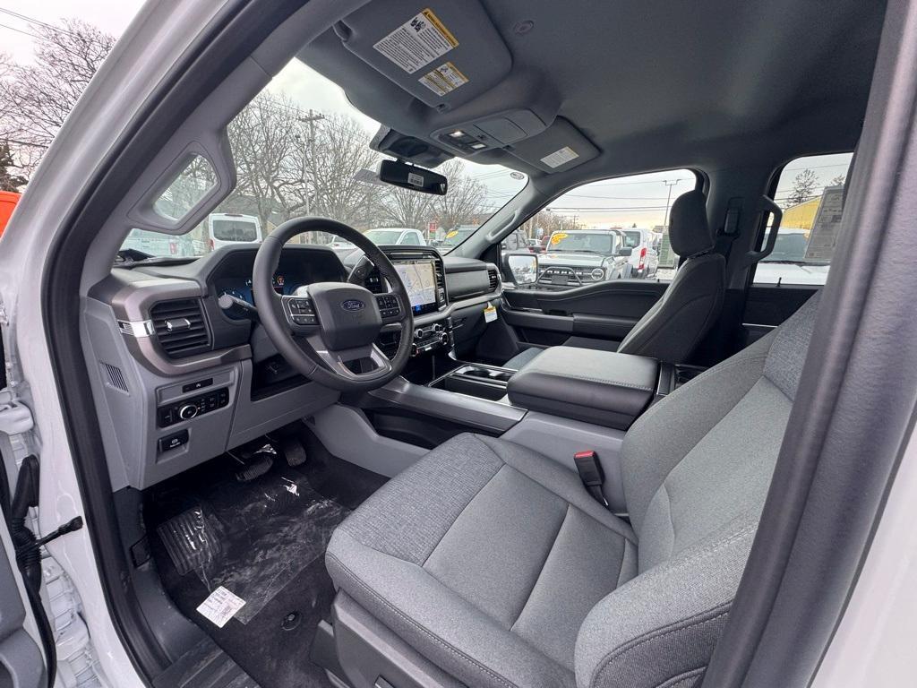 new 2025 Ford F-150 car, priced at $52,315