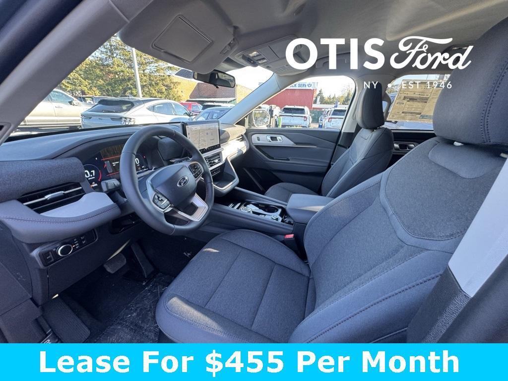 new 2025 Ford Explorer car, priced at $36,964