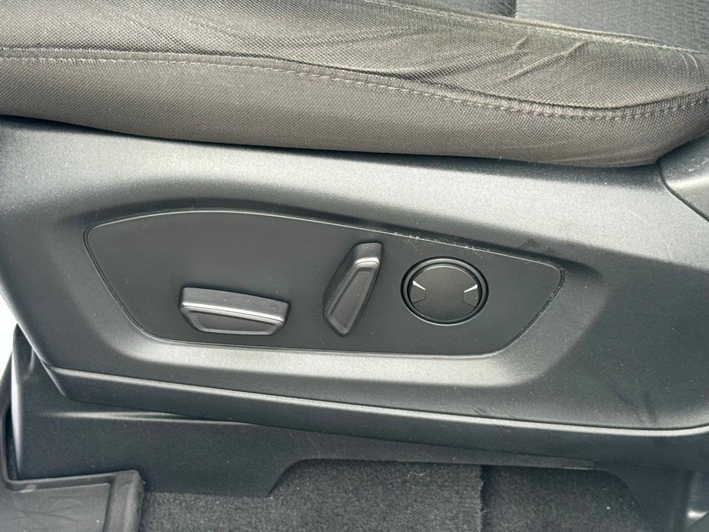 used 2023 Ford Explorer car, priced at $29,900