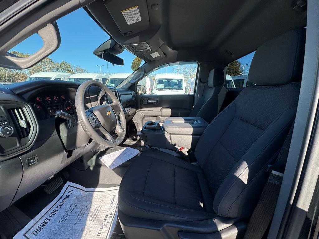used 2025 Chevrolet Silverado 1500 car, priced at $31,900