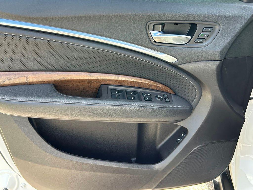 used 2020 Acura MDX car, priced at $25,591
