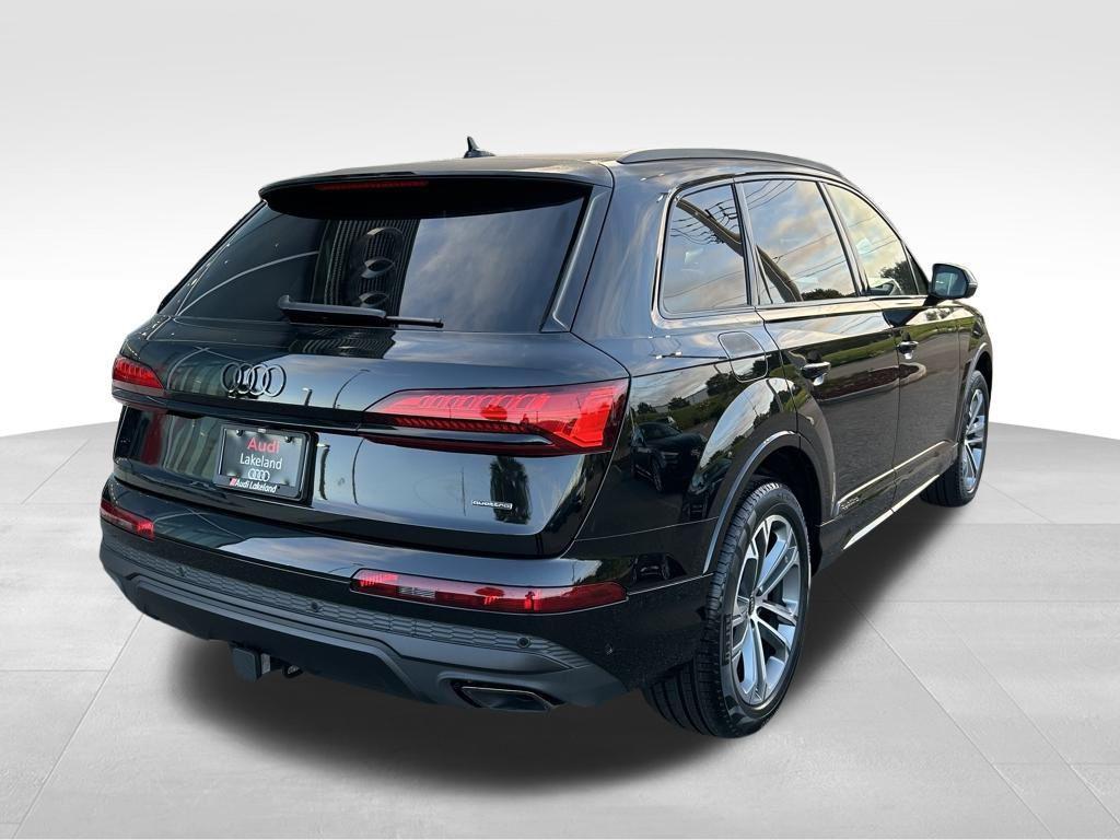 new 2026 Audi Q7 car, priced at $64,667