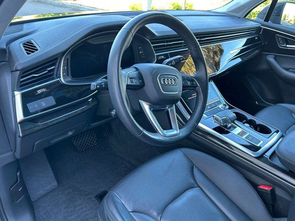 used 2023 Audi Q7 car, priced at $37,498